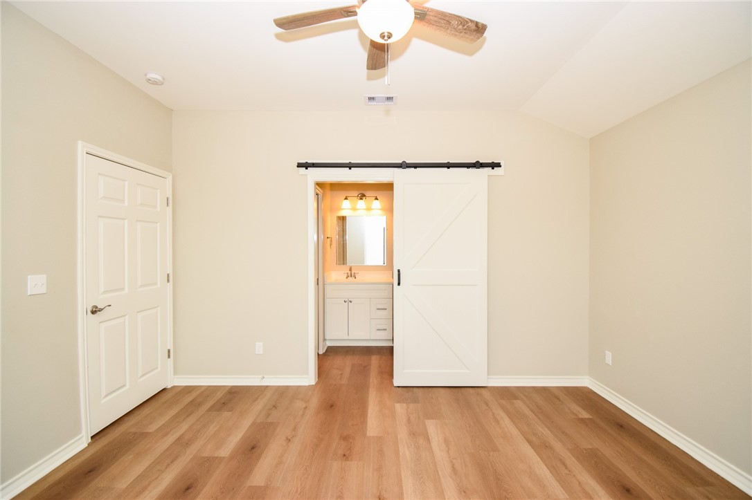7701 Boswell Road Property Photo 12