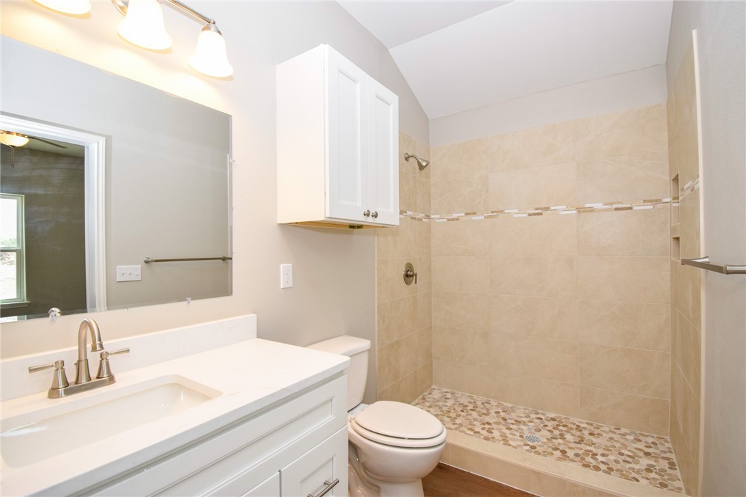 7701 Boswell Road Property Photo 13
