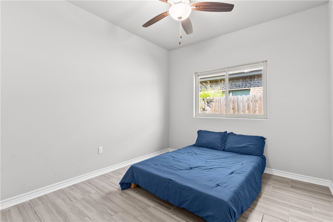 1003 Pasadena St Property Photo 20