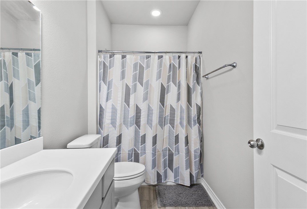 1003 Pasadena St Property Photo 28