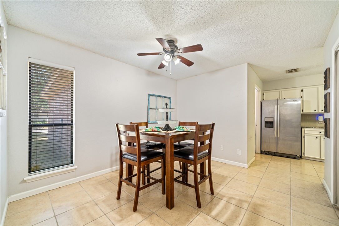 1809 Live Oak Dr Property Photo 7