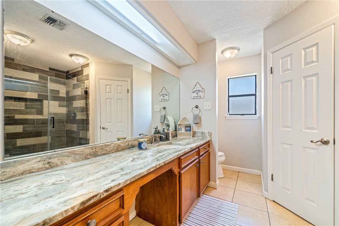 1809 Live Oak Dr Property Photo 13