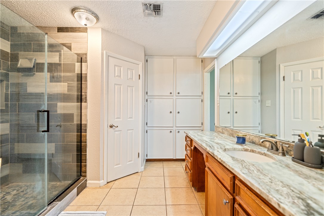 1809 Live Oak Dr Property Photo 14