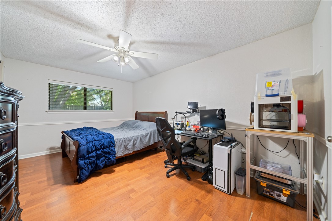 1809 Live Oak Dr Property Photo 15