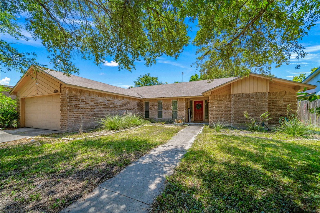 1809 Live Oak Dr Property Photo 21
