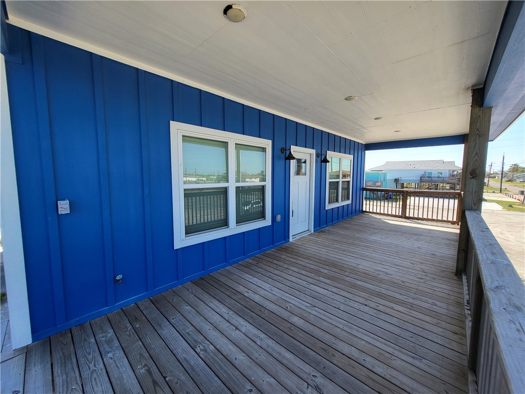 113 Knickerbocker St Property Photo 4
