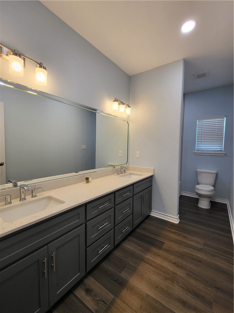 113 Knickerbocker St Property Photo 12