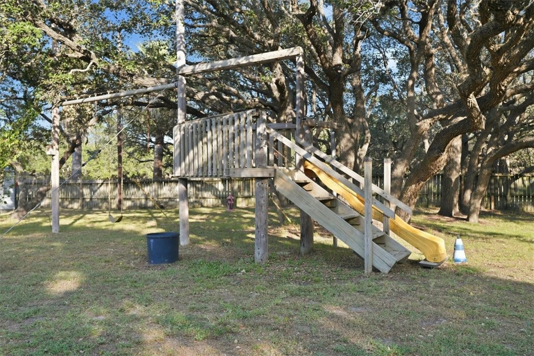 1829 12th St Property Photo 35