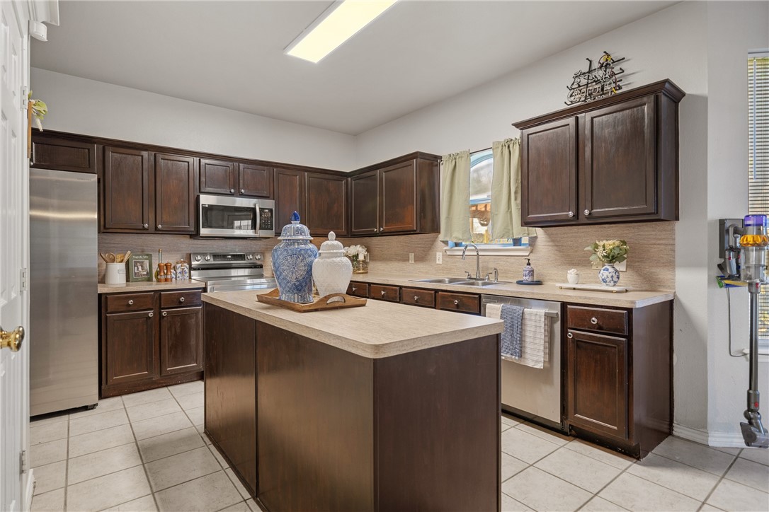 7401 Lake Livingston Property Photo 7