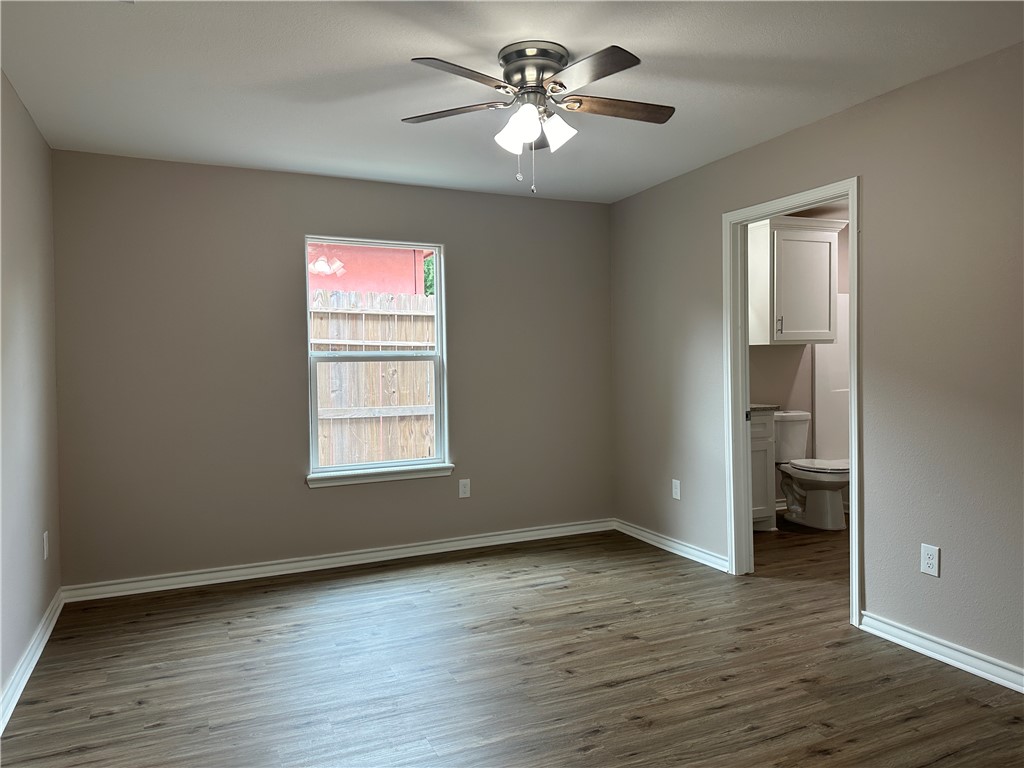 4241 Green Grove Dr Property Photo 6