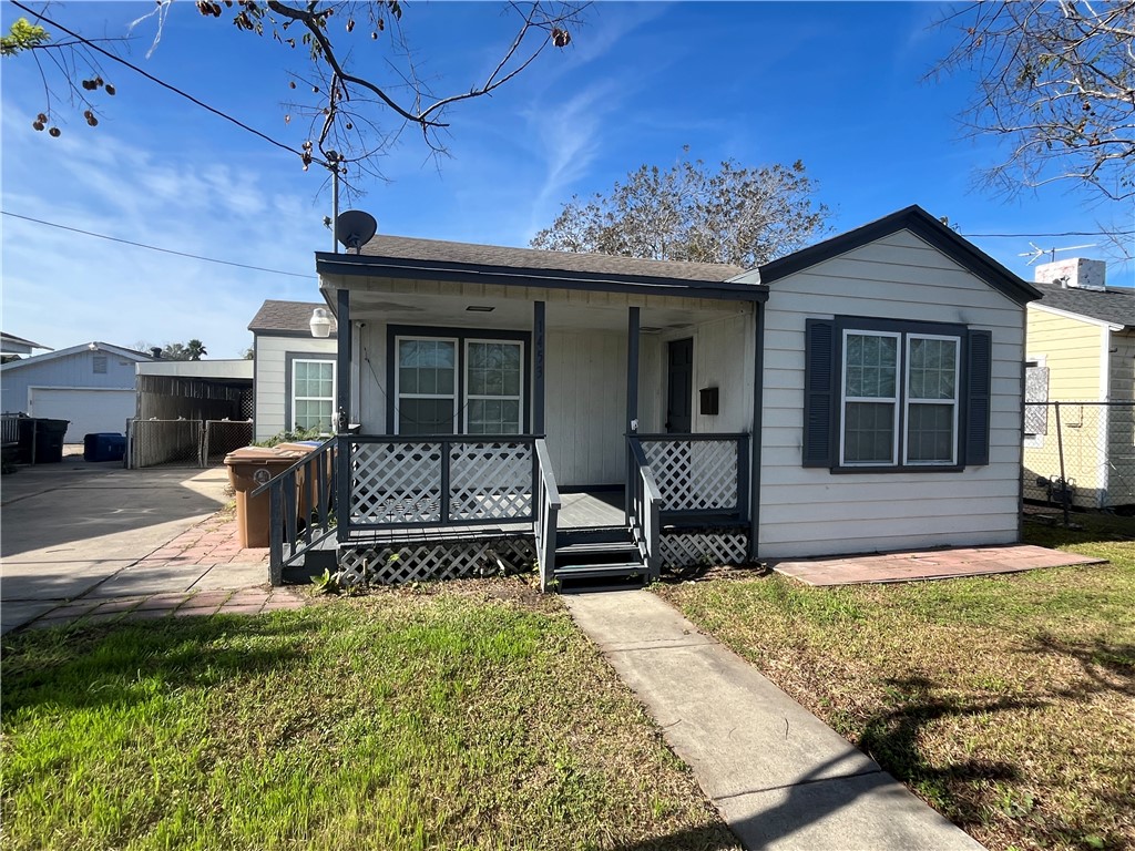 1453 14th St Property Photo 1