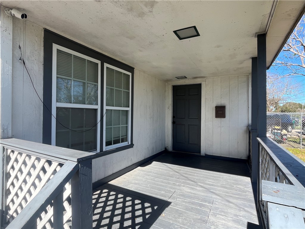 1453 14th St Property Photo 3