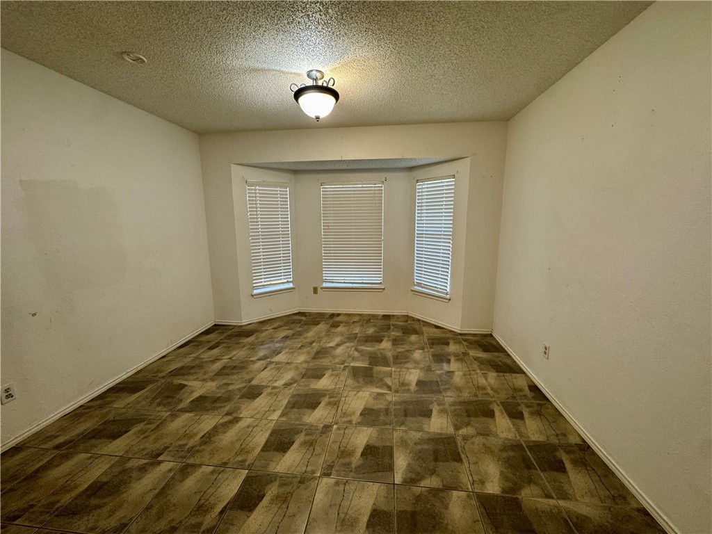 3009 Hilldale Dr Property Photo 11