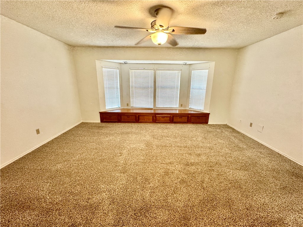 3009 Hilldale Dr Property Photo 13