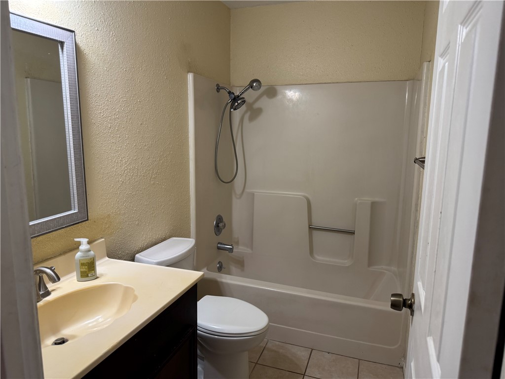 3009 Hilldale Dr Property Photo 19