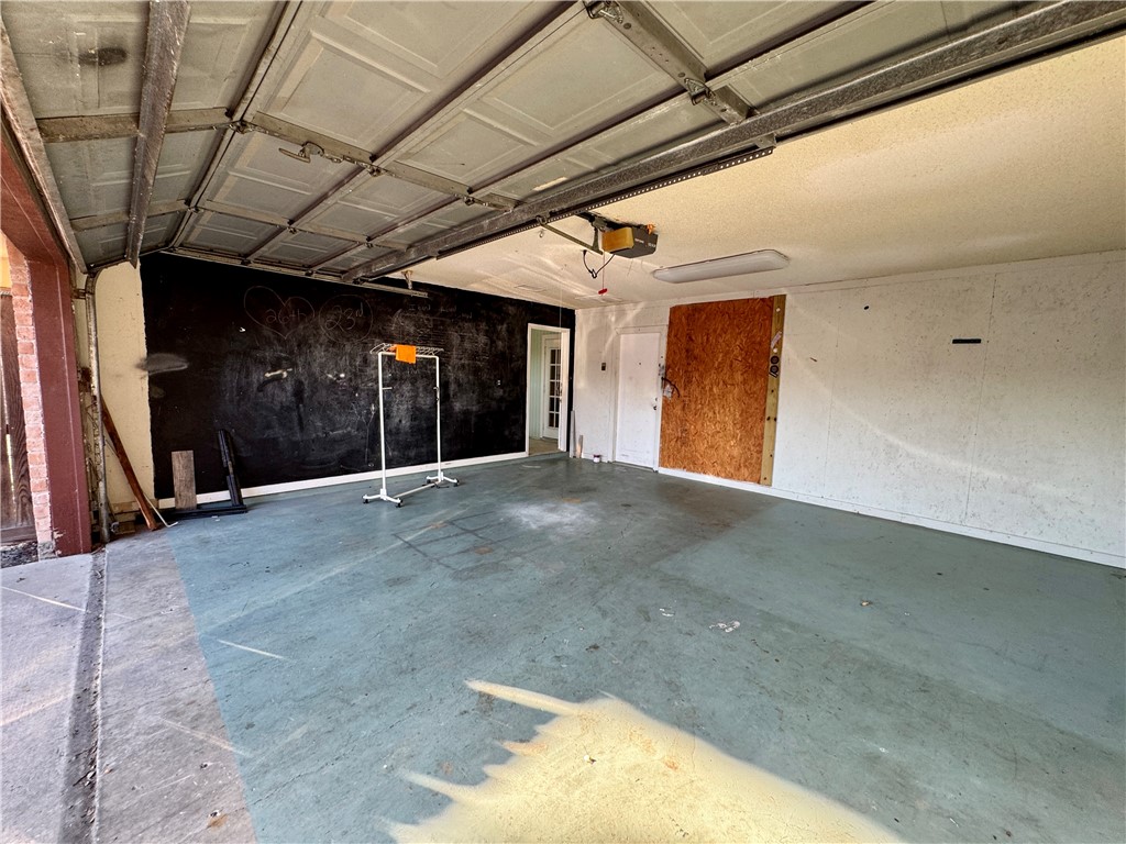 3009 Hilldale Dr Property Photo 28