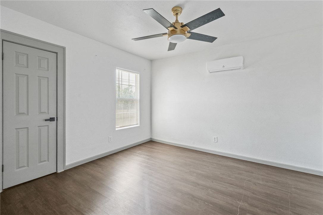 1209 17th St Property Photo 13