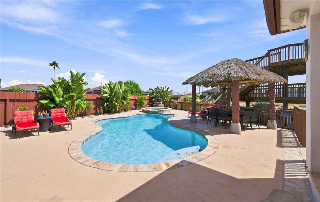 14158 Atascadera Ave Property Photo 3