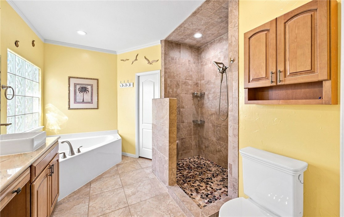 14158 Atascadera Ave Property Photo 12