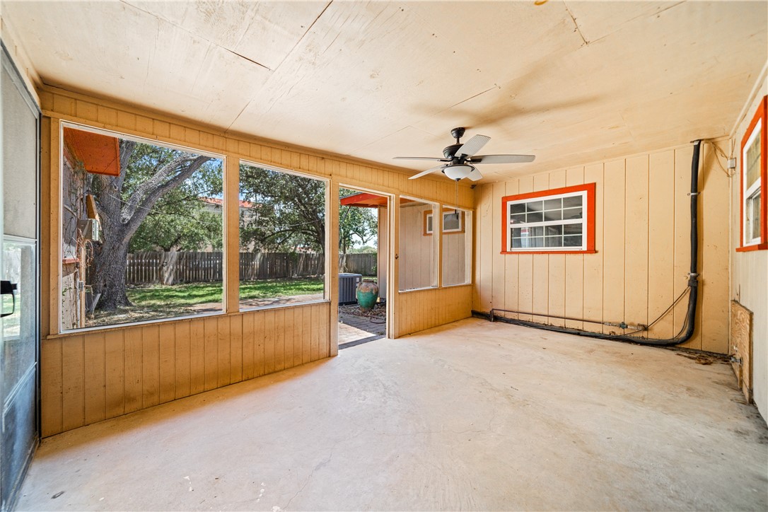722 Santa Anita Dr Property Photo 32