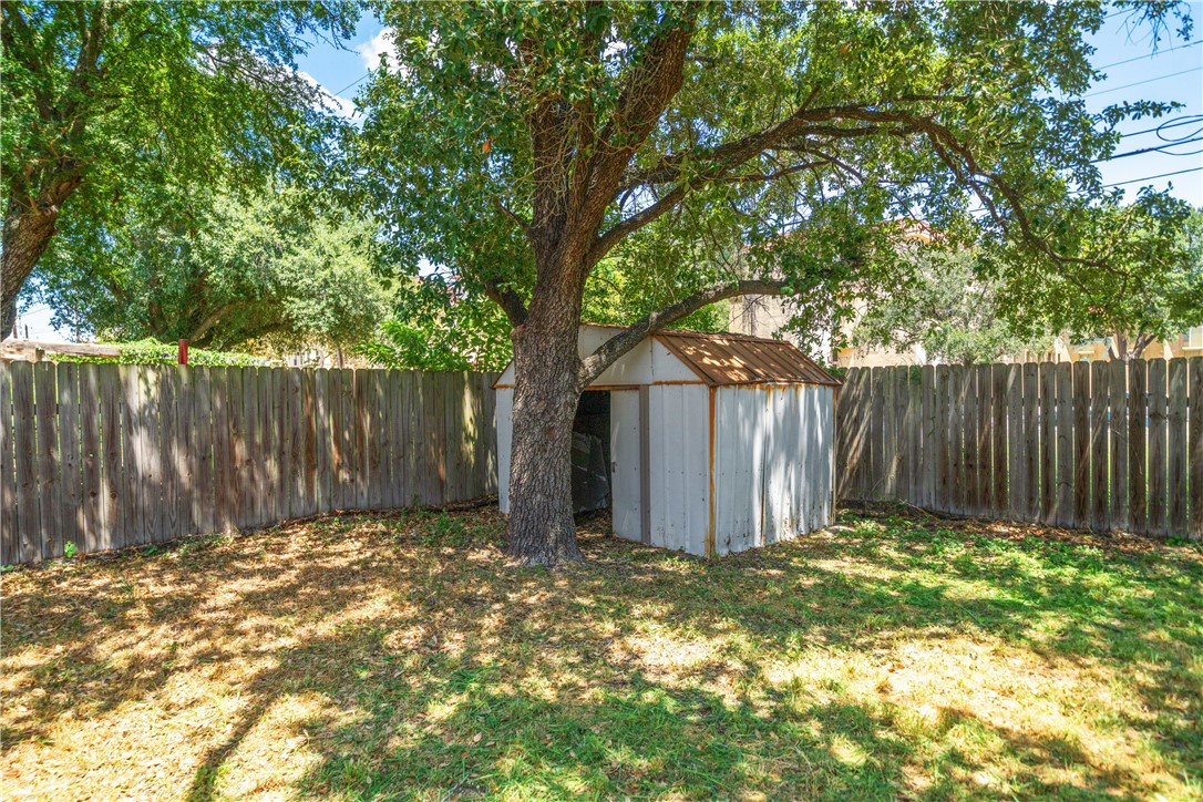 722 Santa Anita Dr Property Photo 44