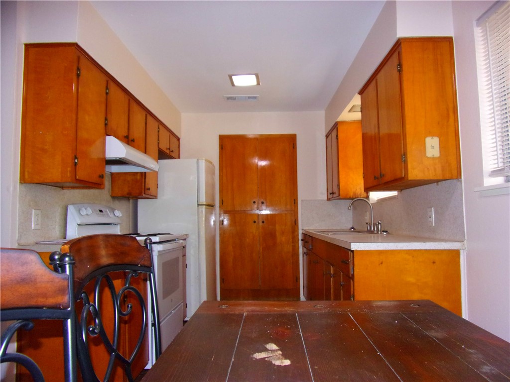3028 Sunnybrook Property Photo 6