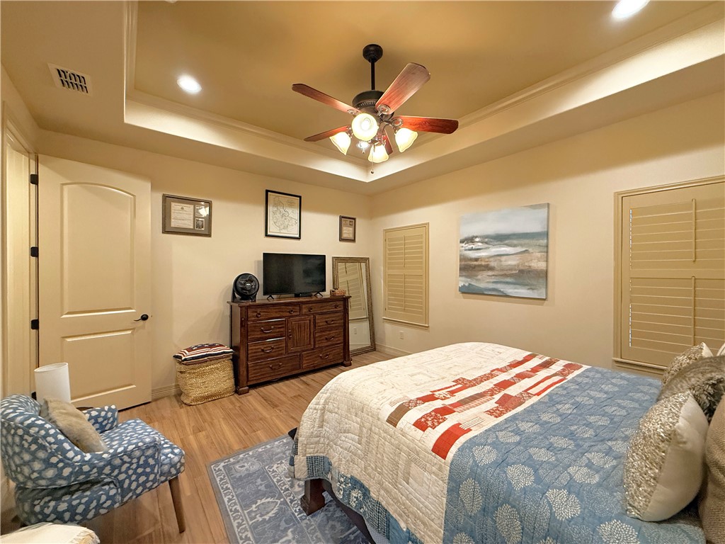 102 Chiman Dr Property Photo 16