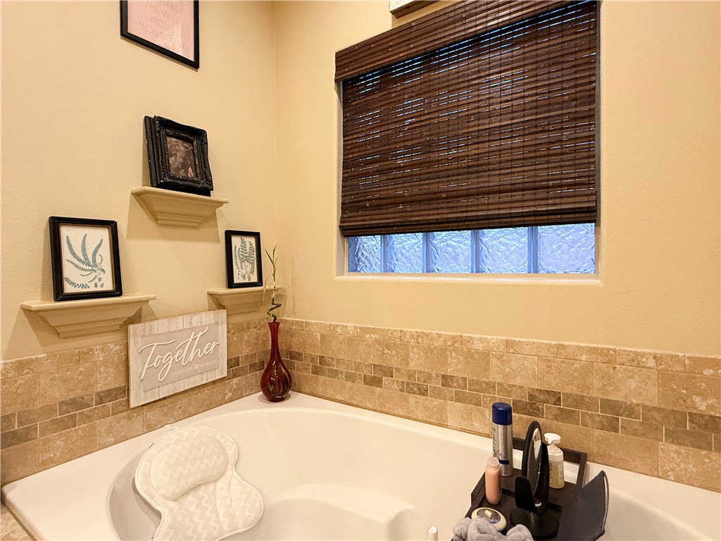 102 Chiman Dr Property Photo 17
