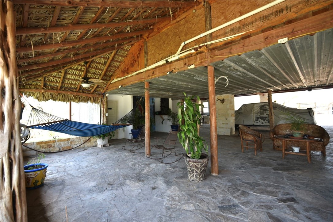 2325 E Highway 285 Property Photo 6