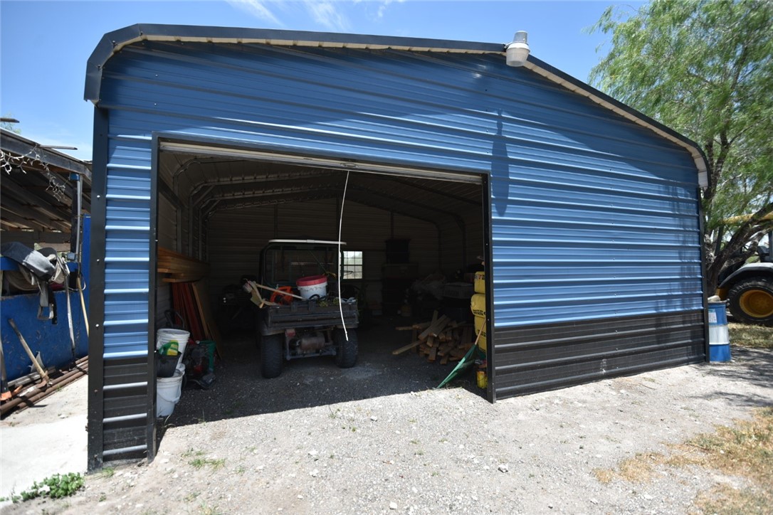 2325 E Highway 285 Property Photo 37