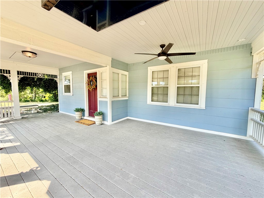 4750 Private Road 3915 Property Photo 5