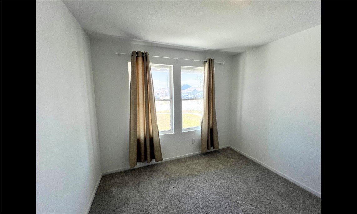 2801 Martell St Property Photo 7