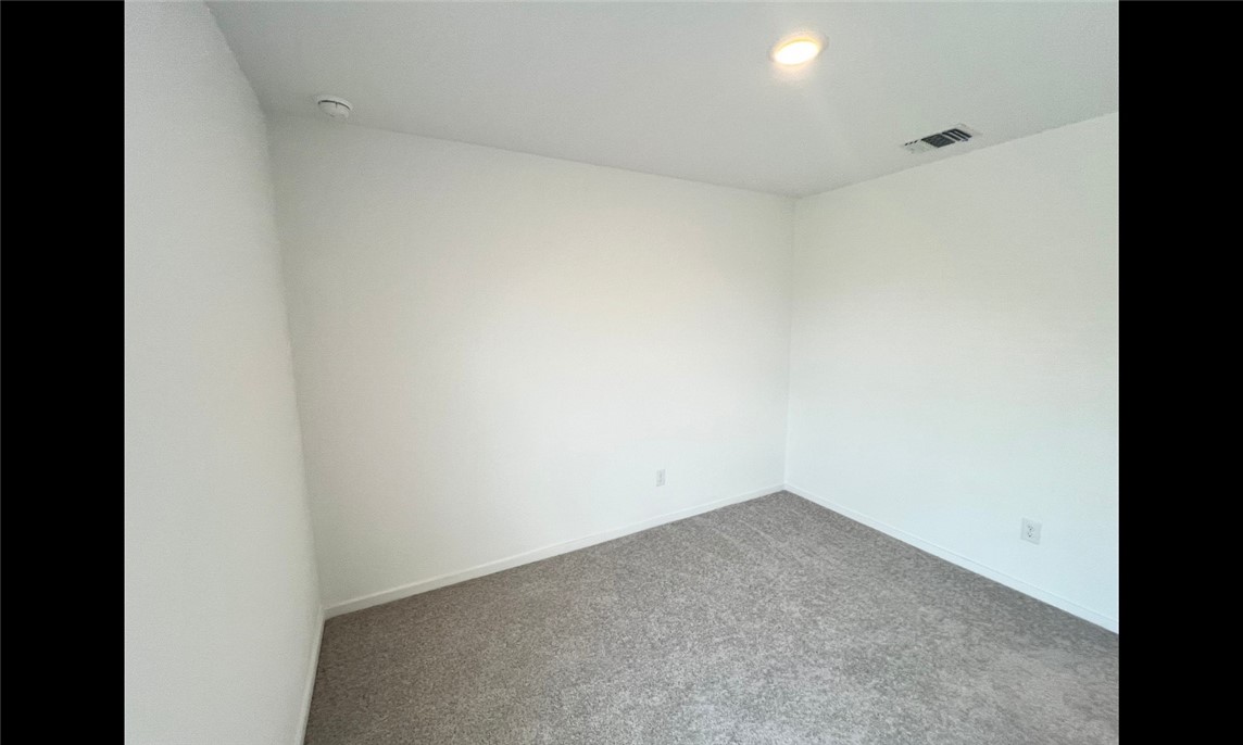 2801 Martell St Property Photo 14
