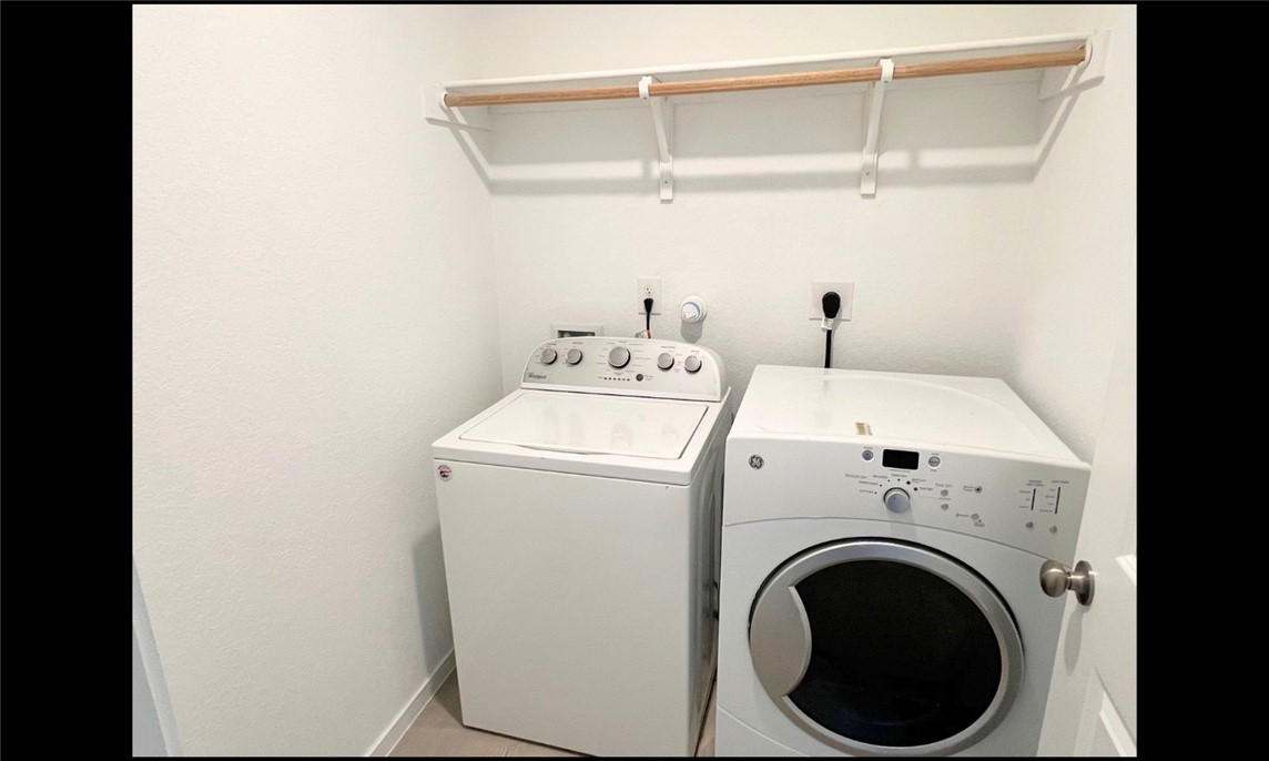 2801 Martell St Property Photo 26