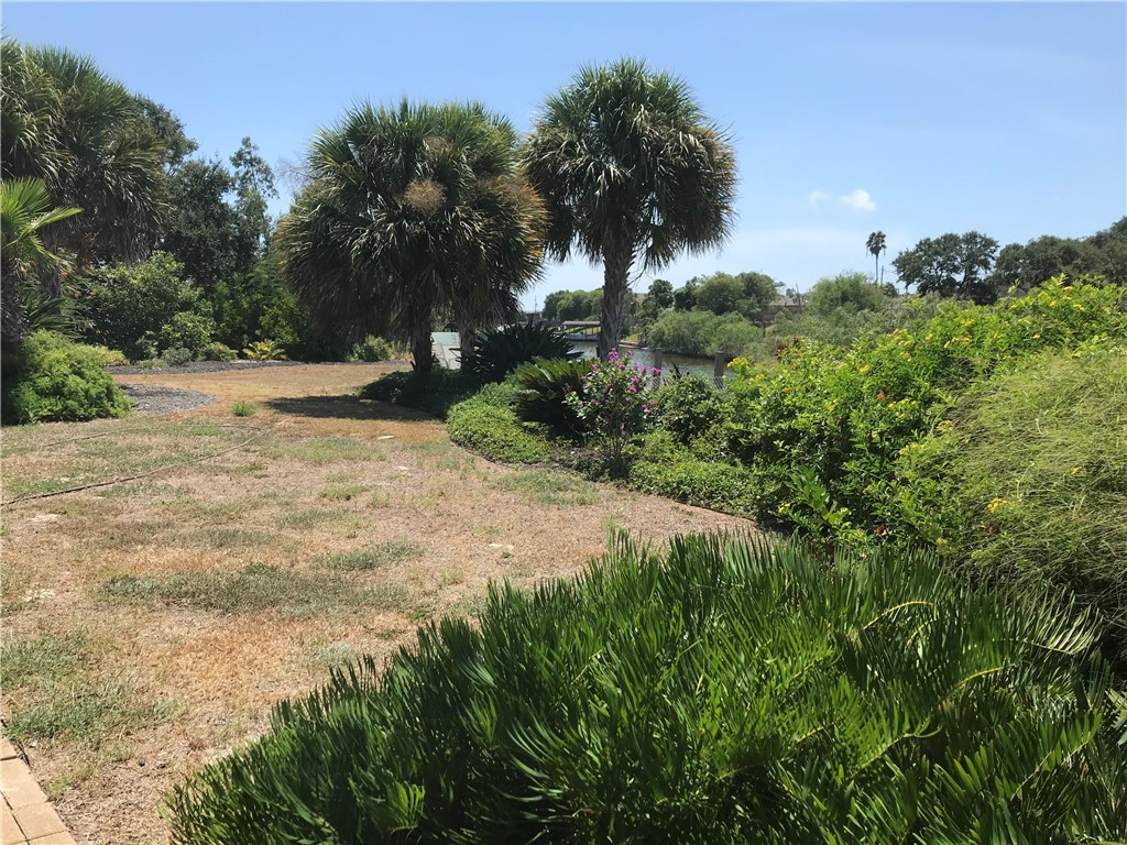 3241 Azores Dr Property Photo 18