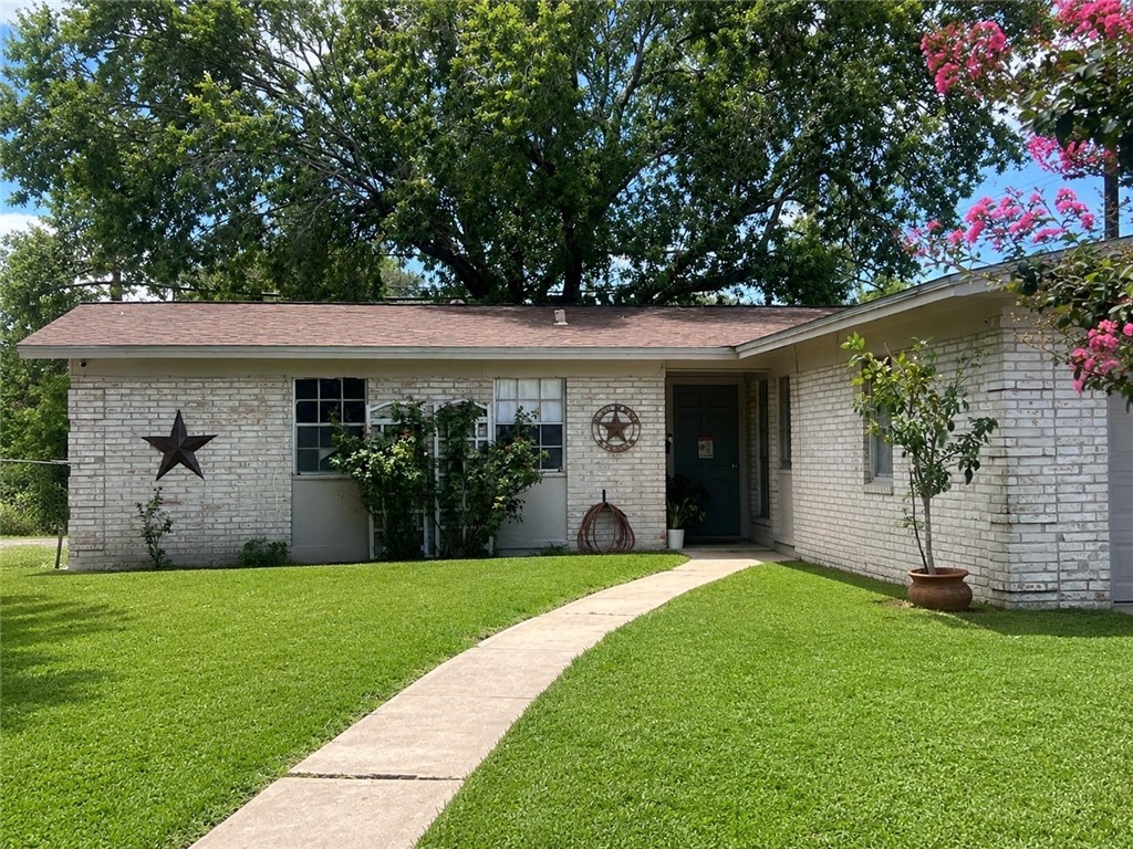 1737 Denver St Property Photo 1