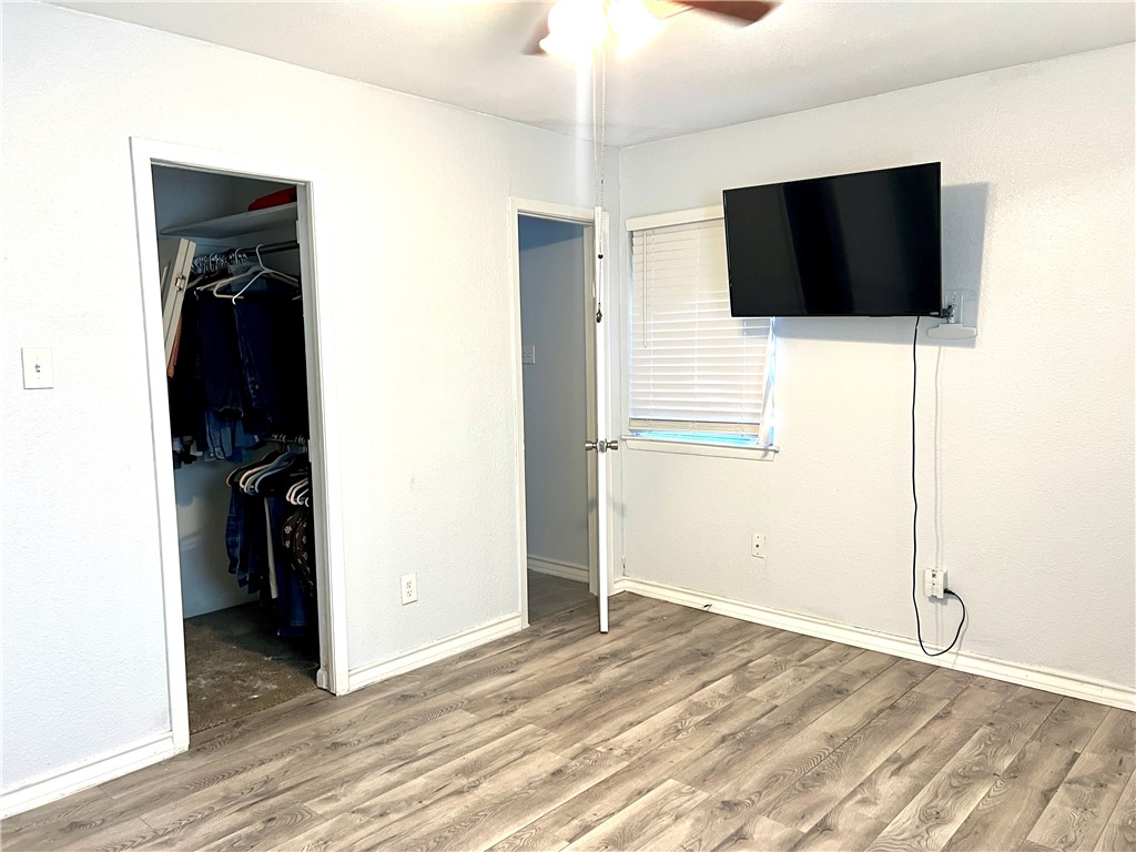 1737 Denver St Property Photo 8