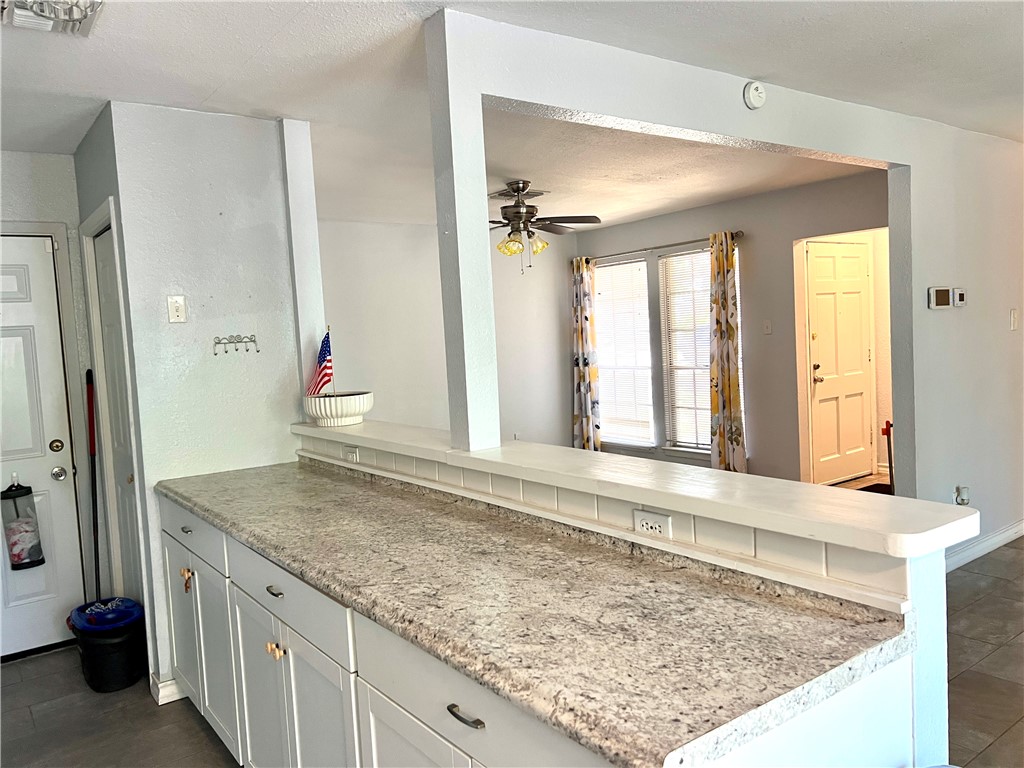 1737 Denver St Property Photo 12