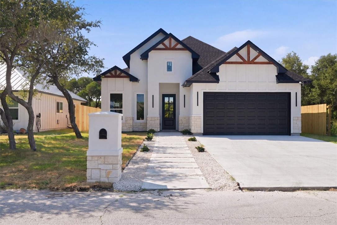 924 S 10TH