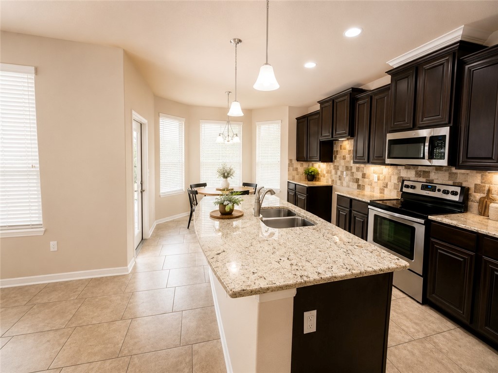 2221 Mendocino Dr Property Photo 6