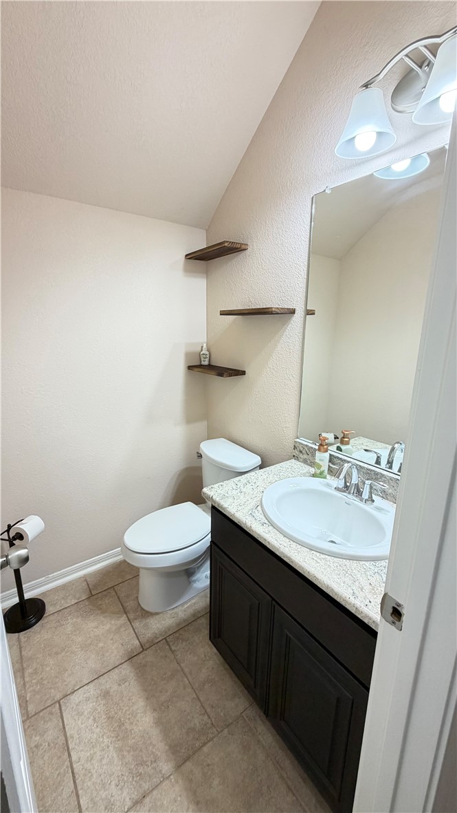 2221 Mendocino Dr Property Photo 9