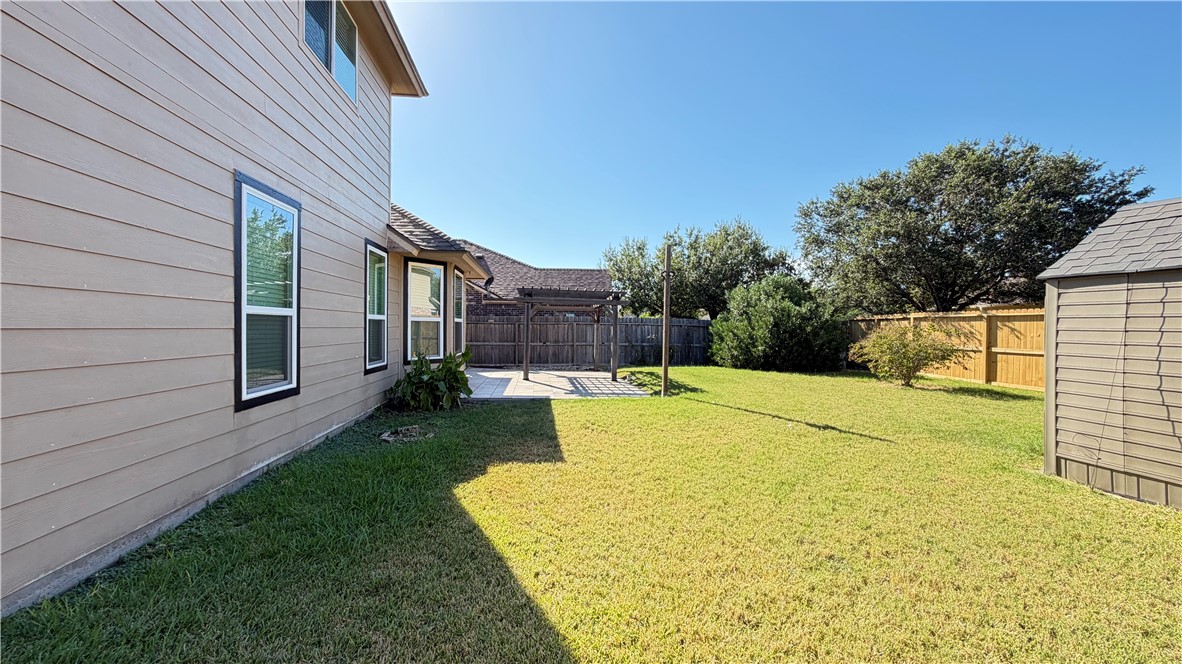 2221 Mendocino Dr Property Photo 19