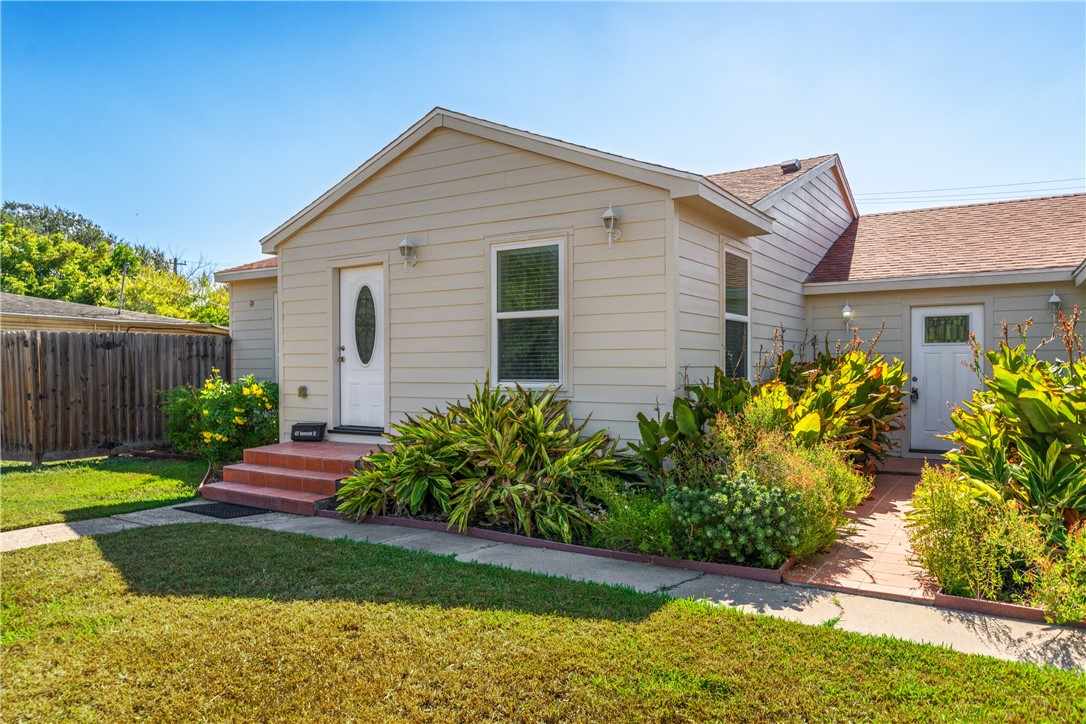 437 Homecrest St Property Photo 1