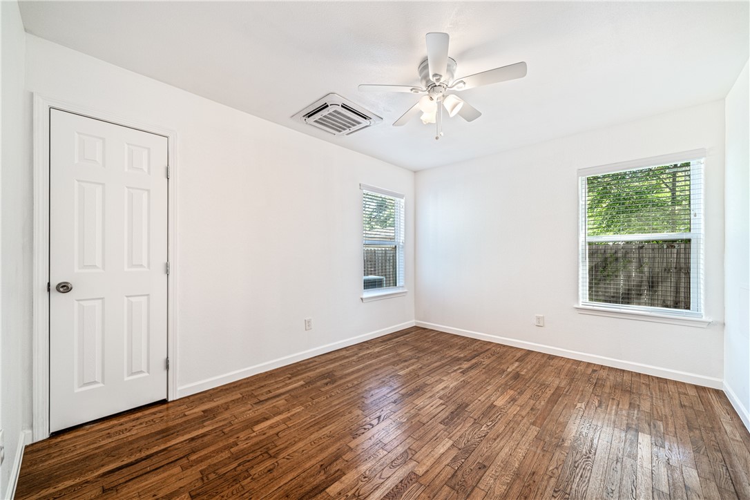437 Homecrest St Property Photo 14