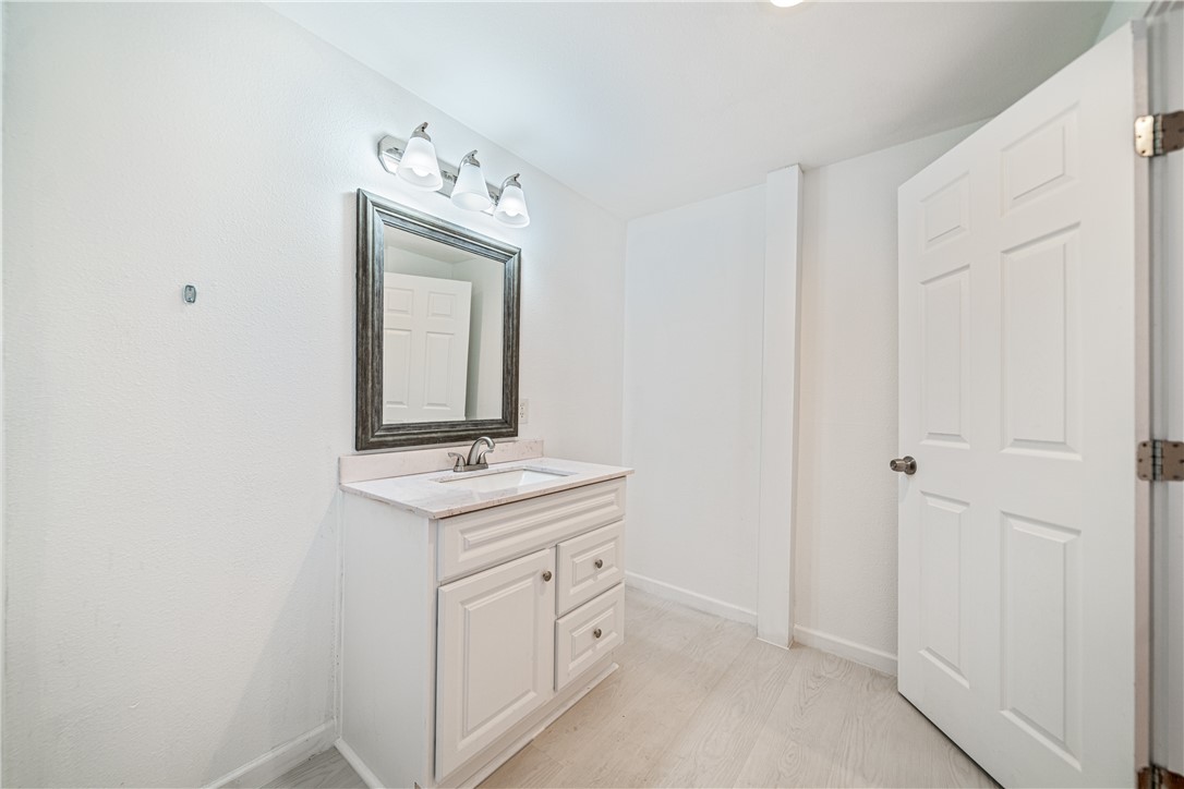 437 Homecrest St Property Photo 28