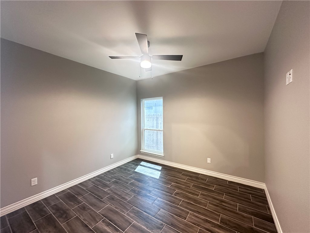 7814 Krypton Dr Property Photo 4