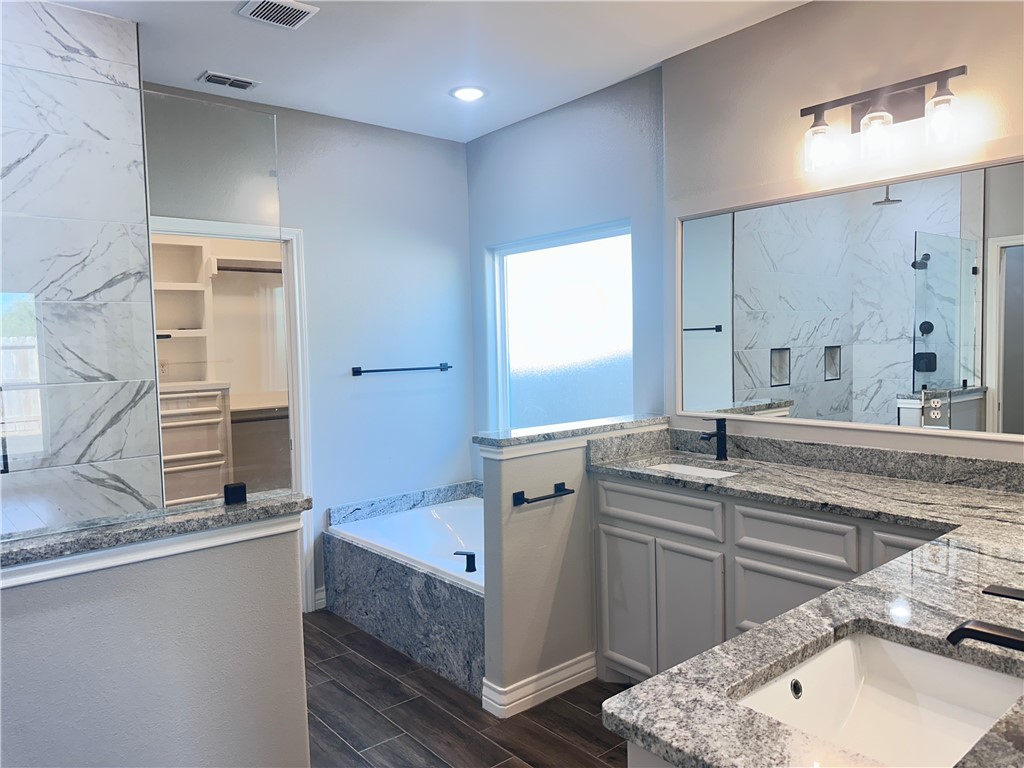 7814 Krypton Dr Property Photo 25