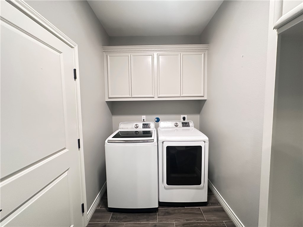 7814 Krypton Dr Property Photo 39
