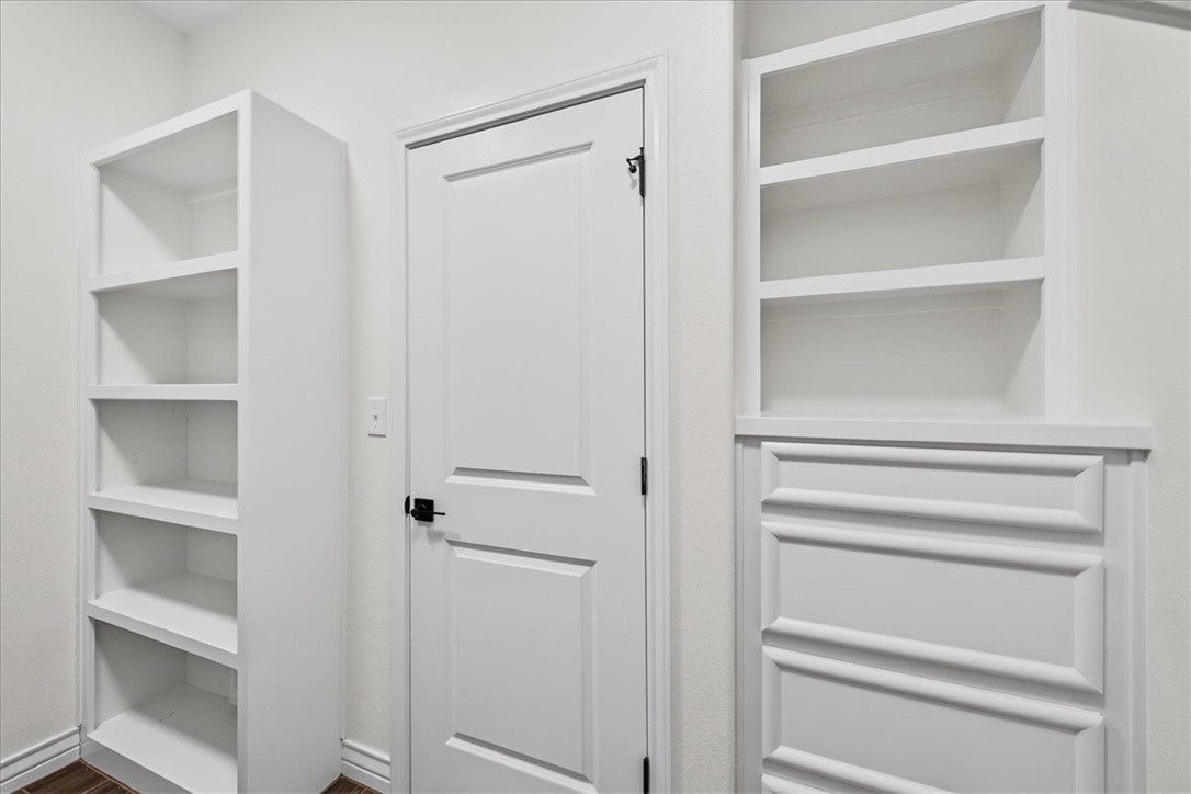 7814 Krypton Dr Property Photo 40