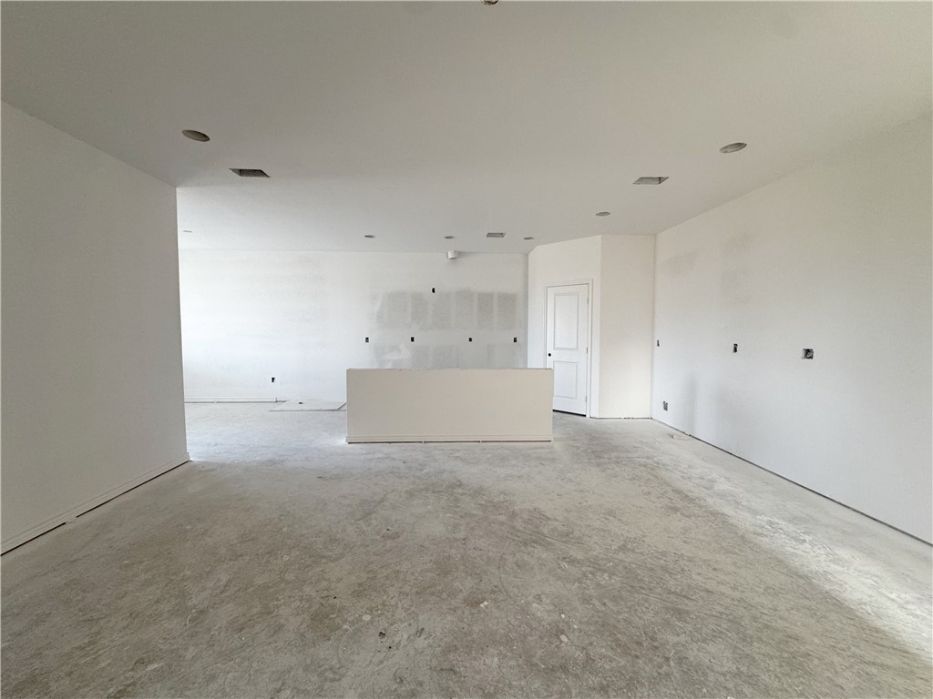 1413 Aegon Property Photo 4